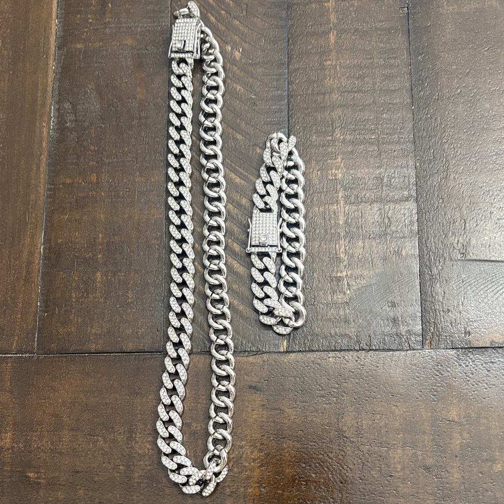 Silver Chain Necklace and Bracelet Set